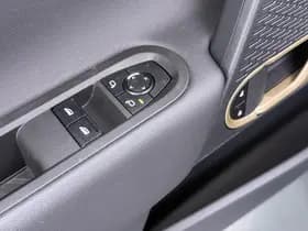 MINI Cooper E Essential XS 40.7 kWh thumbnail 16