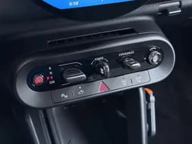 MINI Cooper E Essential XS 40.7 kWh thumbnail 38