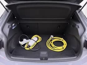 CUPRA Born Essential 62 kWh thumbnail 11