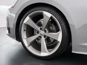 Audi A5 Coupé 40 TFSI S edition thumbnail 13