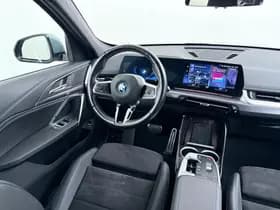 BMW IX1 xDrive30 67 kWh thumbnail 25