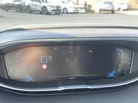 Peugeot 3008 1.6 HYbrid 225 GT thumbnail 31