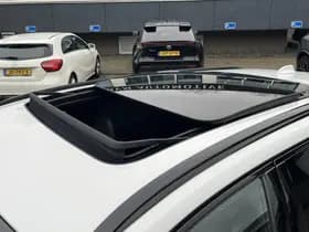 Volvo V60 2.0 T8 Twin Engine AWD R-Design thumbnail 22