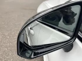 Volvo V60 2.0 T8 Twin Engine AWD R-Design thumbnail 24