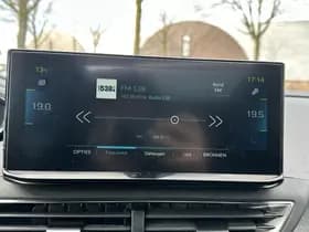 Peugeot 3008 1.6 HYbrid 225 GT Pack Business thumbnail 24