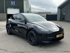 Tesla Model Y Long Range AWD 75 kWh thumbnail 3