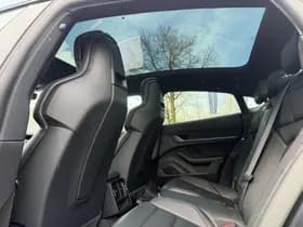 Porsche Taycan Performance 84 kWh thumbnail 12