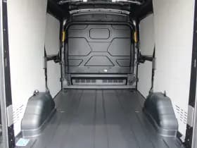 Ford Transit 350 2.0 TDCI L2H2 Trend 130pk - Facelift - 2x Schuifdeur - Adaptive Cruise - Navigatie - Blind Spot - 360 Camera - Stoel - Stuurverwarming - Rijklaar thumbnail 4