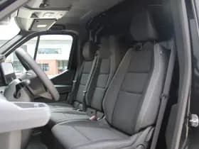 Renault Master T35 2.0 dCi 130pk L2H2 Advance - Carplay - Climate - Parkeersensoren - LED - Trekhaak - DAB - Stoelverwarming - Rijklaar thumbnail 15