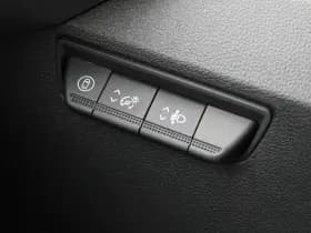 Renault Master T35 2.0 dCi 130pk L2H2 Advance - Carplay - Climate - Parkeersensoren - LED - Trekhaak - DAB - Stoelverwarming - Rijklaar thumbnail 17