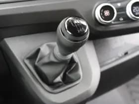 Renault Master T35 2.0 dCi 130pk L2H2 Advance - Carplay - Climate - Parkeersensoren - LED - Trekhaak - DAB - Stoelverwarming - Rijklaar thumbnail 31