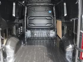 Renault Master T35 2.0 dCi 130pk L2H2 Advance - Carplay - Climate - Parkeersensoren - LED - Trekhaak - DAB - Stoelverwarming - Rijklaar thumbnail 10