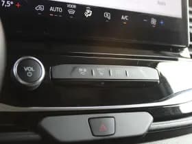 Ford Transit 350 2.0 TDCI L4H3 Trend RWD 130pk - 270gr deuren - Camera - Cruise - Carplay - Airco - PDC - Rijklaar thumbnail 29