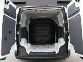 Kia PV5 L2H1 Essential 71.2 kWh 164pk - 416km WLTP - Stoel/Stuurverwarming - Keyless - V2L - Camera - ACC met stuurhulp - Rijklaar thumbnail 11