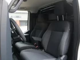 Kia PV5 L2H1 Essential 71.2 kWh 164pk - 416km WLTP - Stoel/Stuurverwarming - Keyless - V2L - Camera - ACC met stuurhulp - Rijklaar thumbnail 17