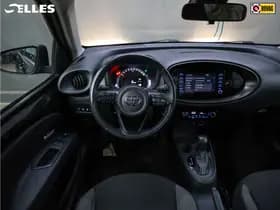 Toyota Aygo X 1.0 VVT-i S-CVT Play Automaat thumbnail 2