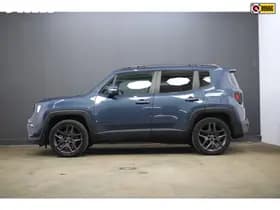 Jeep Renegade 4xe 240 Plug-in Hybrid Electric S thumbnail 28