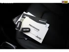 Jeep Renegade 4xe 240 Plug-in Hybrid Electric S thumbnail 35