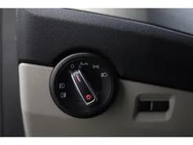 Volkswagen Transporter 2.0 TDI L2H1 DC Highline thumbnail 9