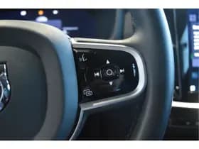 Volvo V60 2.0 T6 Plug-in hybrid AWD Plus Dark leer trekhaak !! thumbnail 23