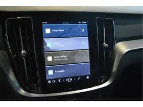 Volvo V60 2.0 T6 Plug-in hybrid AWD Plus Dark leer trekhaak !! thumbnail 25