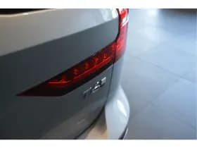 Volvo V60 2.0 T6 Plug-in hybrid AWD Plus Dark leer trekhaak !! thumbnail 7