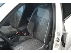 Volkswagen Taigo 1.5 TSI 2X R-LINE Black Style camera led 18 inch 150 pk !! thumbnail 12