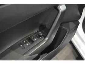 Volkswagen Taigo 1.5 TSI 2X R-LINE Black Style camera led 18 inch 150 pk !! thumbnail 14