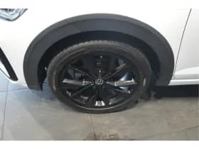 Volkswagen Taigo 1.5 TSI 2X R-LINE Black Style camera led 18 inch 150 pk !! thumbnail 10