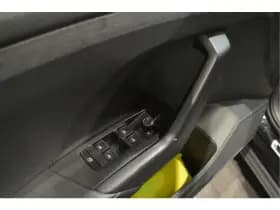 Volkswagen T-Cross 1.5 TSI 2X R-LINE navi camera trekhaak 17 inch 150 pk !! thumbnail 14