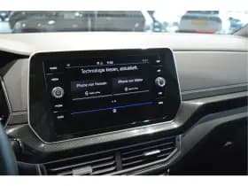 Volkswagen T-Cross 1.5 TSI 2X R-LINE navi camera trekhaak 17 inch 150 pk !! thumbnail 20