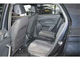 Volkswagen T-Cross 1.5 TSI 2X R-LINE navi camera trekhaak 17 inch 150 pk !! thumbnail 25