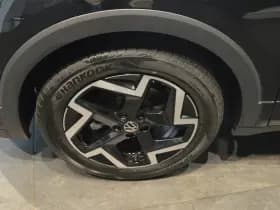 Volkswagen T-Cross 1.5 TSI 2X R-LINE navi camera trekhaak 17 inch 150 pk !! thumbnail 10