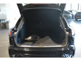 Audi Q3 Sportback e-hybrid 3X S-LINE LEER pano trekhaak camera 272 pk !! thumbnail 7