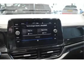 Volkswagen T-Roc 1.5 TSI 3X R-LINE Black Style keyless camera led 18 inch !! thumbnail 25