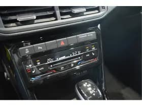 Volkswagen T-Cross 1.0 TSI 2X R-Line clima camera carplay led pdc 18 inch !! thumbnail 19