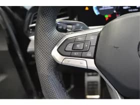 Volkswagen Passat Variant 2.0 TDI 3X R-LINE head up pano trekhaak 18 inch 150 pk !! thumbnail 22