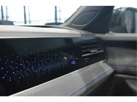 Volkswagen Passat Variant 2.0 TDI 3X R-LINE head up pano trekhaak 18 inch 150 pk !! thumbnail 29