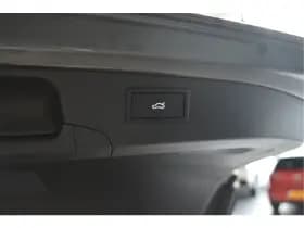 Volkswagen Passat Variant 2.0 TDI 3X R-LINE head up pano trekhaak 18 inch 150 pk !! thumbnail 9