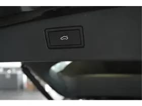 Volkswagen Tiguan 2.0 TDI 3X R-LINE Black Style camera 20 inch 150 pk !! thumbnail 8