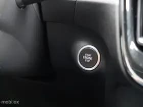 Volvo XC40 thumbnail 20