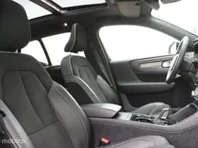 Volvo XC40 thumbnail 10