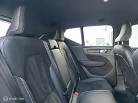 Volvo XC40 thumbnail 11