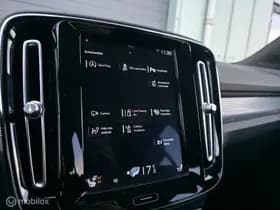 Volvo XC40 thumbnail 23