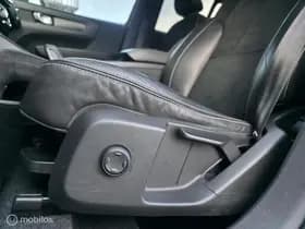 Volvo XC40 thumbnail 8