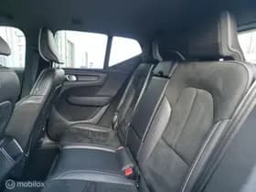 Volvo XC40 thumbnail 10