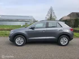 Volkswagen T-Roc thumbnail 31