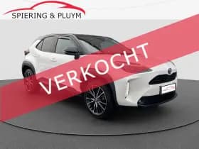Toyota Yaris Cross 1.5 Hybrid AWD Executive | Panodak | HUD | Trekhaak | 360 camera