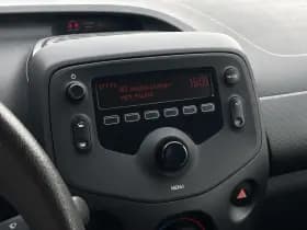 Toyota Aygo 1.0 VVT-i x-fun | 5drs | airco! thumbnail 13