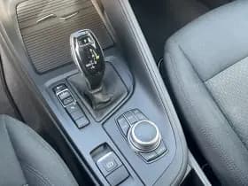 BMW X1 sDrive18i Executive | camera | climate | e. achterklep! thumbnail 18